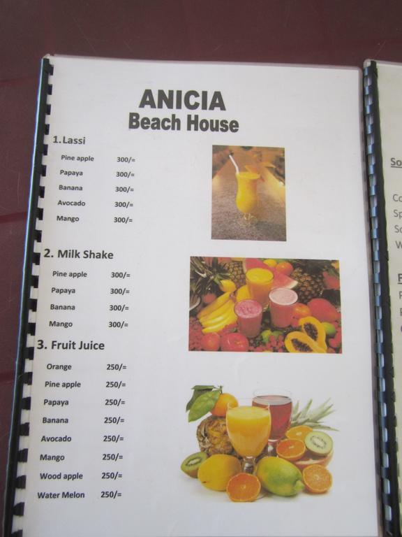 Anicia Beach House 니곰보 외부 사진